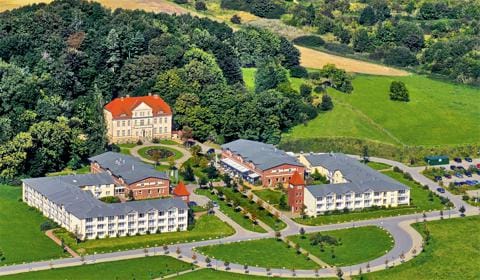 Superior Urlaubsresort mit Bade- & Erlebniswelt Neddesitz, Halbinsel Jasmund